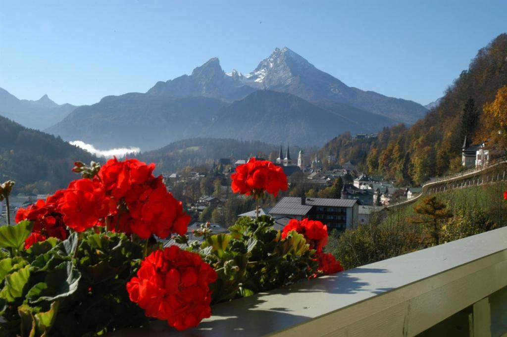 Hotel Krone Berchtesgaden Exterior photo